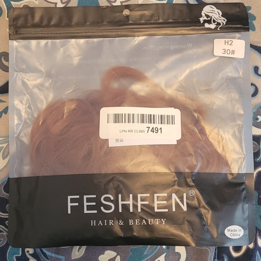 Brand NEW! FESHFEN Messy Fullness Bun Scrunchie Hair Piece (Light Auburn)